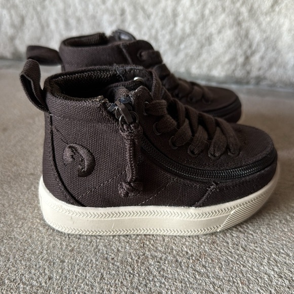 Billy Footwear Toddler Size 4W Brown - Picture 2 of 6